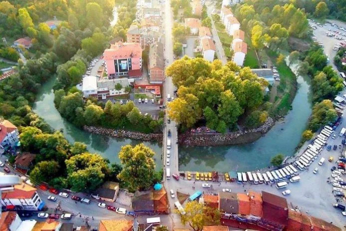 The city of Bartın, the inland anchor of the Black Sea route