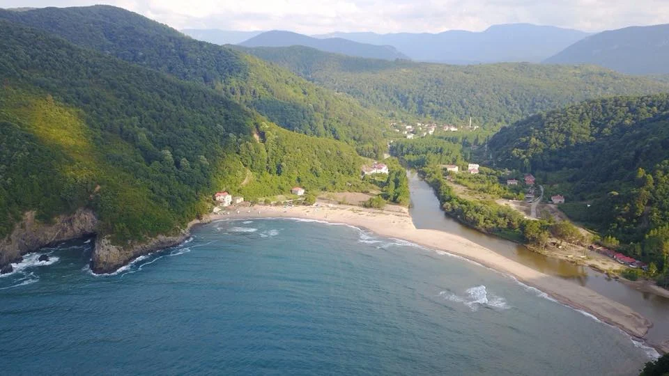 Göçkün, a tiny flat-stone bay that appears on no English-language map