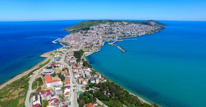 Sinop old harbour and town, the first big coastal anchor of the route