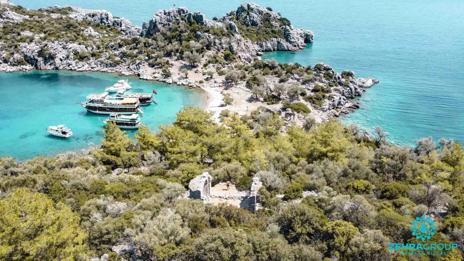 Timber houses and calm water at Akyaka on the Gökova gulf
